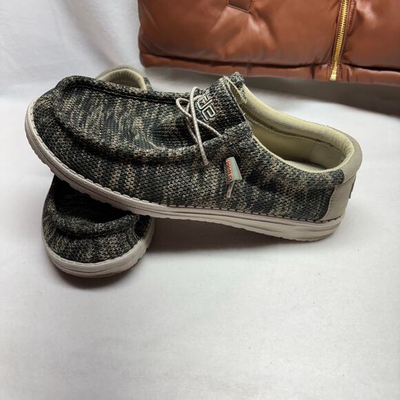 Hey Dude Wally Linen Sox Shoes - Size 11 - Great Condition! - Picture 2 of 7